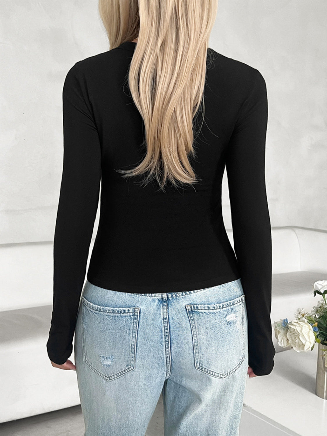 Lovelet V-Neck Long Sleeve Top