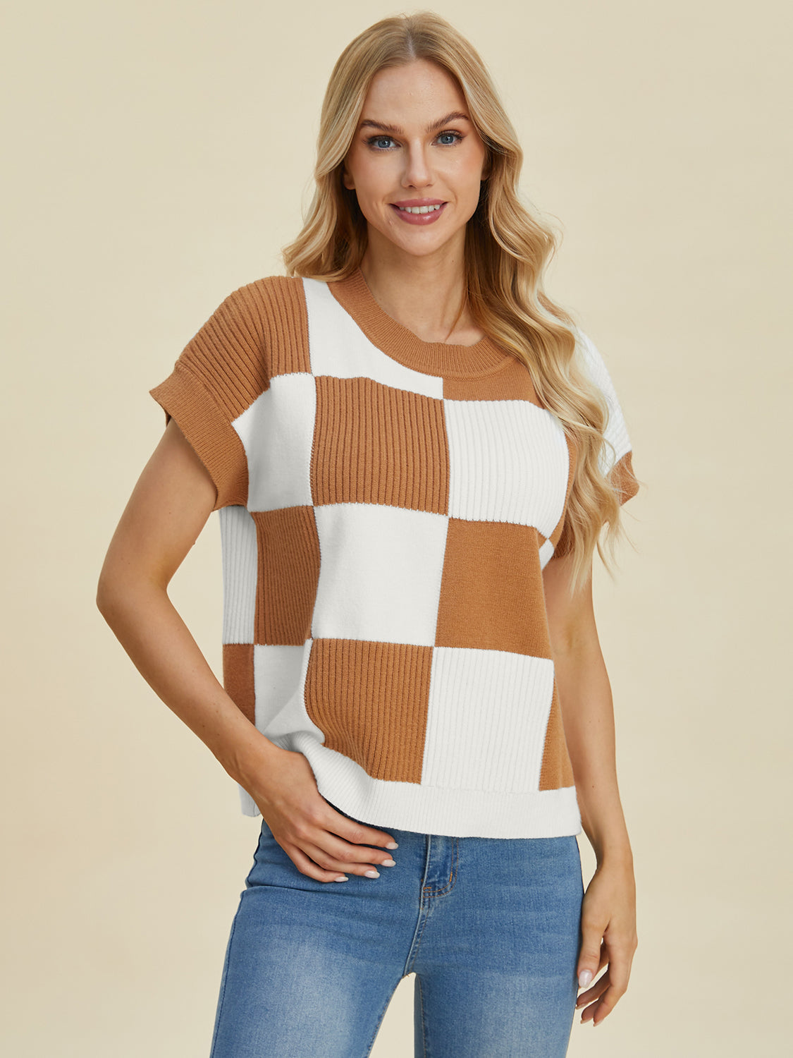 Carlee Checkered Round Neck Short Sleeve Sweater