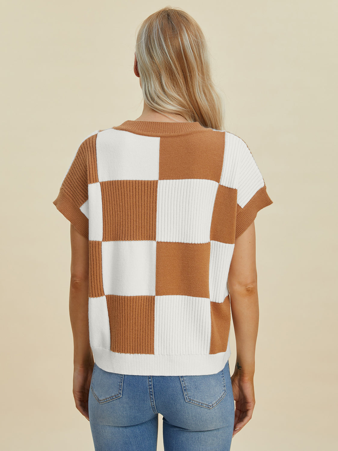 Carlee Checkered Round Neck Short Sleeve Sweater