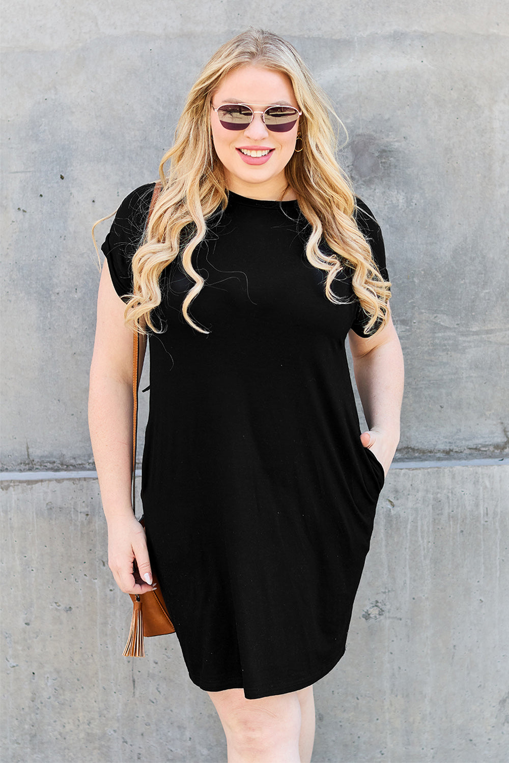Alicia Round Neck Short Sleeve Dress with Pockets