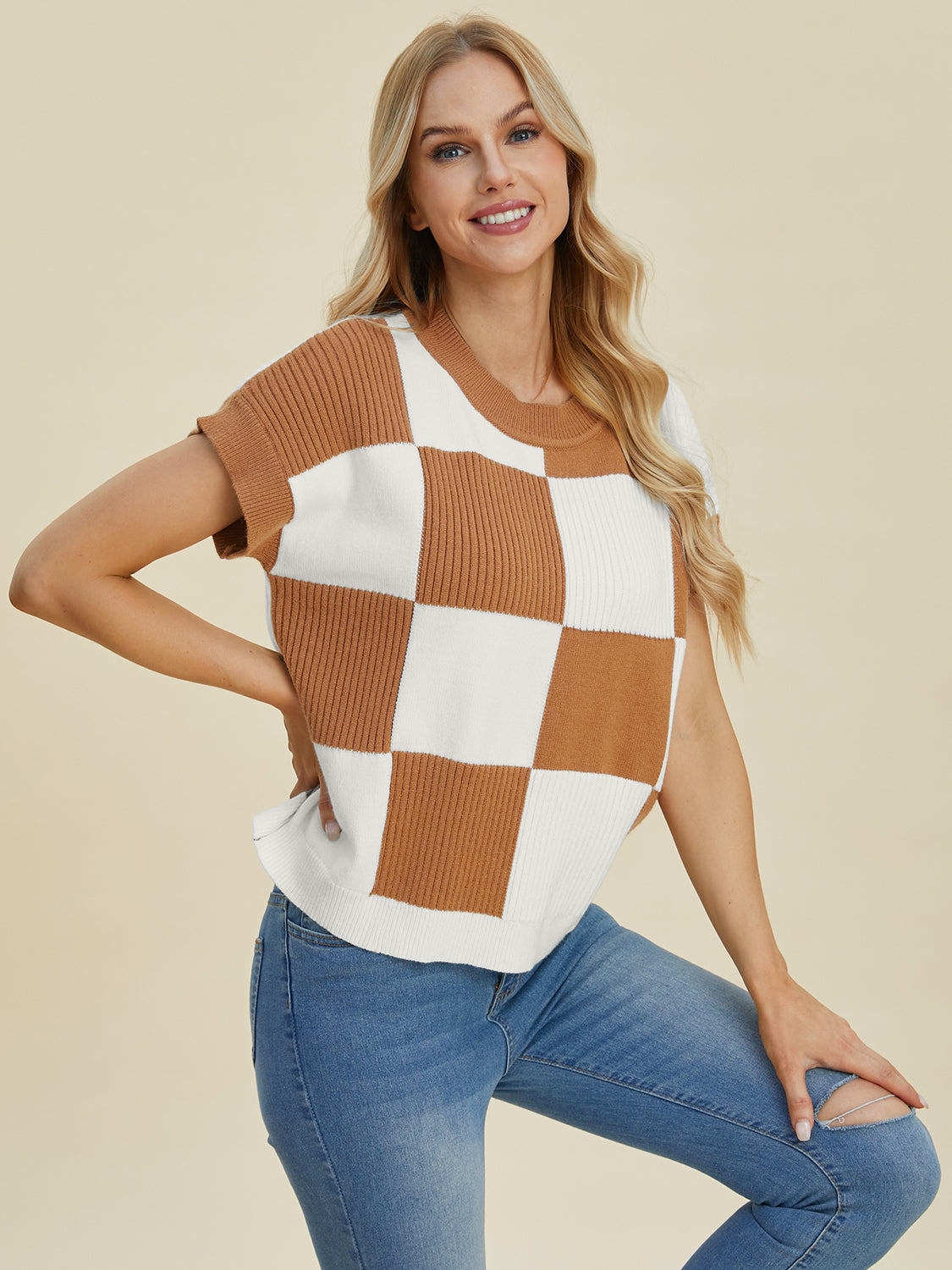 Carlee Checkered Round Neck Short Sleeve Sweater