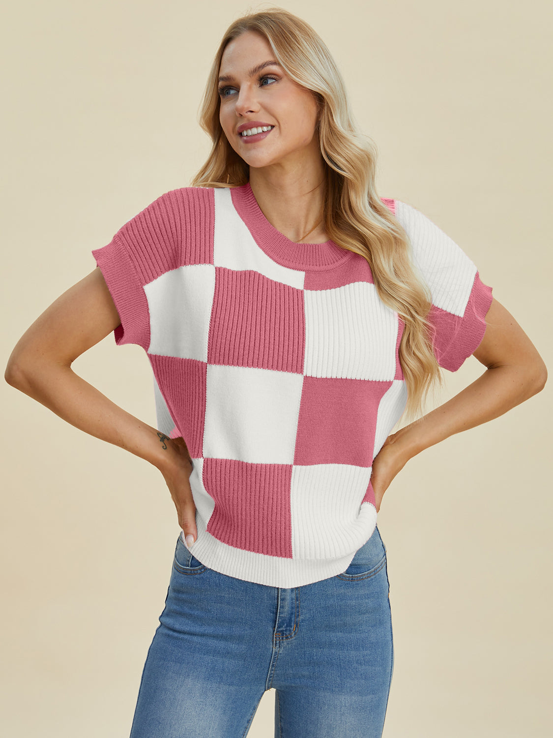 Carlee Checkered Round Neck Short Sleeve Sweater