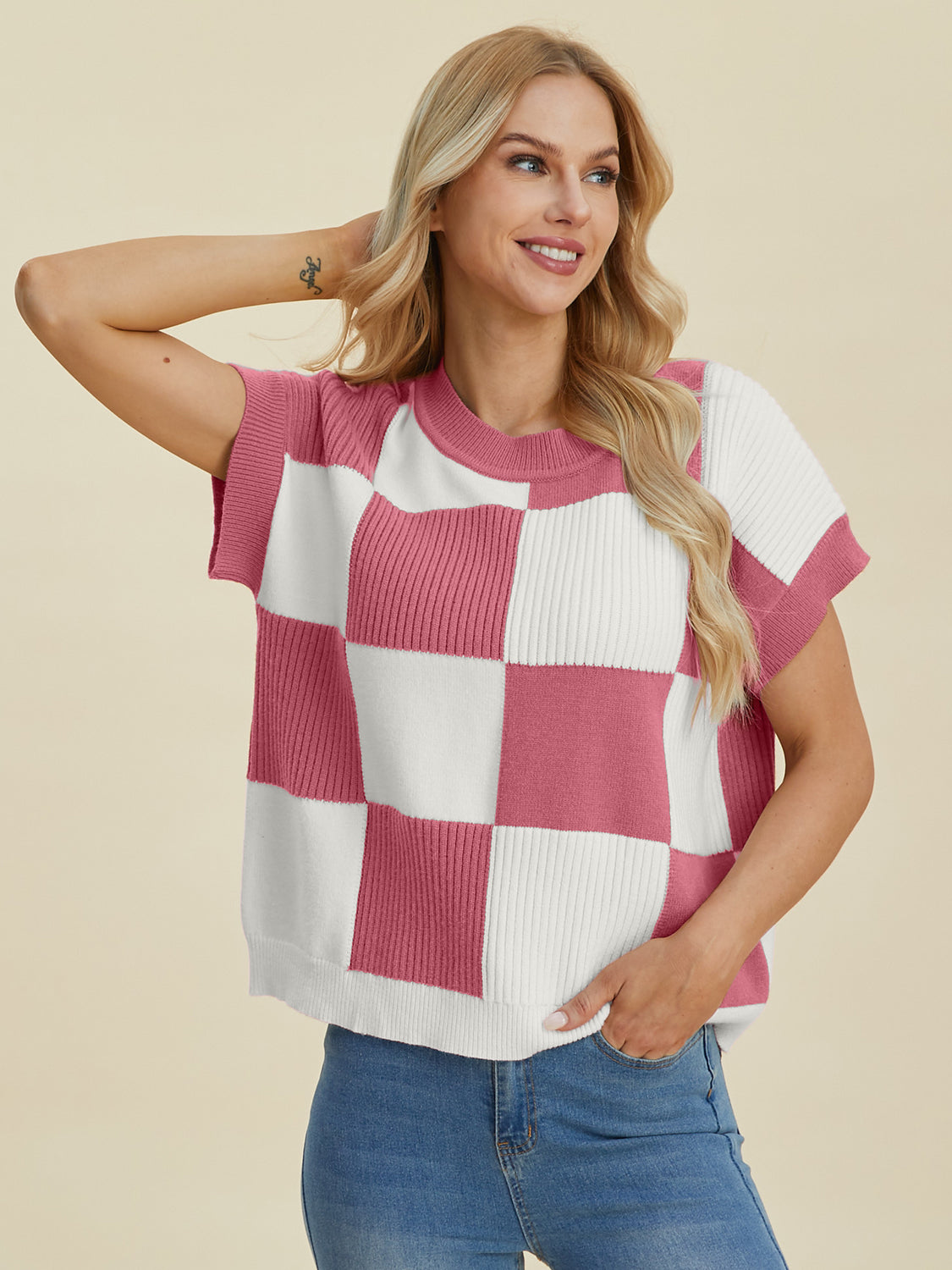 Carlee Checkered Round Neck Short Sleeve Sweater